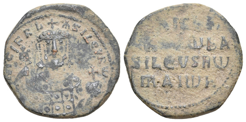 NICEPHORUS II PHOCAS, 963-969 AD. AE, Follis. Constantinople. 8.13 g. 25.30 mm.