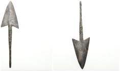 ANCIENT GREEK BRONZE SPEARHEAD.(CIRCA 3RD-1ST BC).
Condition : See picture. No return.
Weight : 31.15 g
Diameter: 115 mm