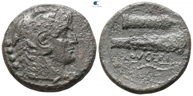 Apulia. Luceria circa 211-200 BC. 
Triens Æ

23mm., 11,58g.

Head of Herakl...
