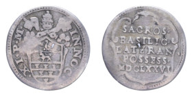 ROMA INNOCENZO XI (1676-1689) MEZZO GROSSO 1676 AG. 0,72 GR. MIR. 1994/1 R qBB (FORI)