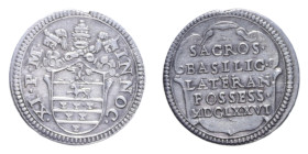 ROMA INNOCENZO XI (1676-1689) MEZZO GROSSO 1676 AG. 0,85 GR. MIR. 1994/1 R BB-SPL (MANCANZA)