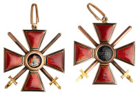 ORDER OF ST. VLADIMIR
Cross. 3rd Class. Military Division.
Gold and enamels. 44 mm. By Eduard – Varvara Dietwald, ca 1910-1915. Maker’s marks “BД” a...