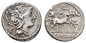 Römer Republik
C. Fundanius Quinar 101 v.u.Z. AR Denar 101 v.u.Z. Av Kopf der Roma nach rechts, rv Marius auf der Quadriga, zwischen den Rossen nackt...