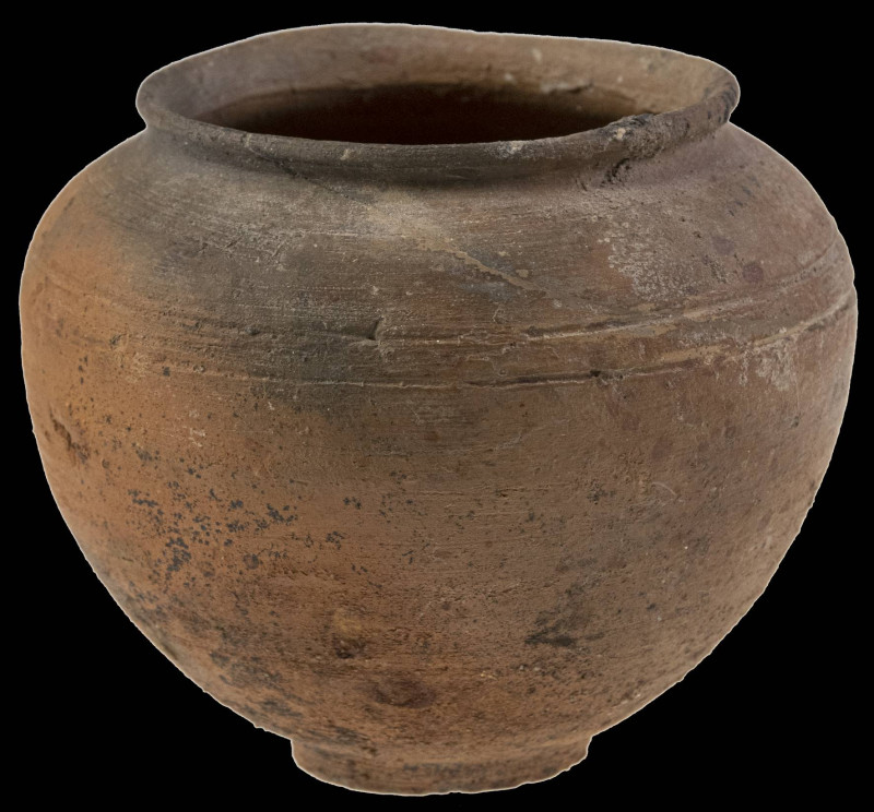 Antike Objekte
 Krug aus braunem Ton, Höhe ca. 8,5 cm, Durchmesser max. ca. 9 c...