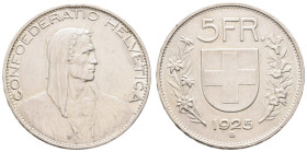 ab 1800 Schweiz
Eidgenossenschaft 5 Franken 1925 B Etwas belegt, mit feiner Tönung, wenige, winzige Kratzer. Erhabene Randschrift sehr gut erhalten. ...