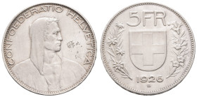 ab 1800 Schweiz
Eidgenossenschaft 5 Franken 1926 B Belegt. Etwas berieben und Korrosionsflecken auf Grundfläche gegen 3:00.Schöne rosa Tönung gen Ran...
