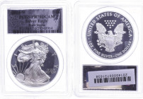 USA
Republik 2014 1 Dollar, 2014, W, Silver Eagle, in Slab der PCGS mit der Bewertung PR70DCAM, First Strike, Silver Foil Label.
