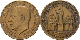 Medaglia - emessa a nome di Gustavo VI Adolfo (1950-1973) per l'inaugurazione a Roma della statua di Santa Brigida - 1964 - opus Veroi - Ae - gr. 30,7...