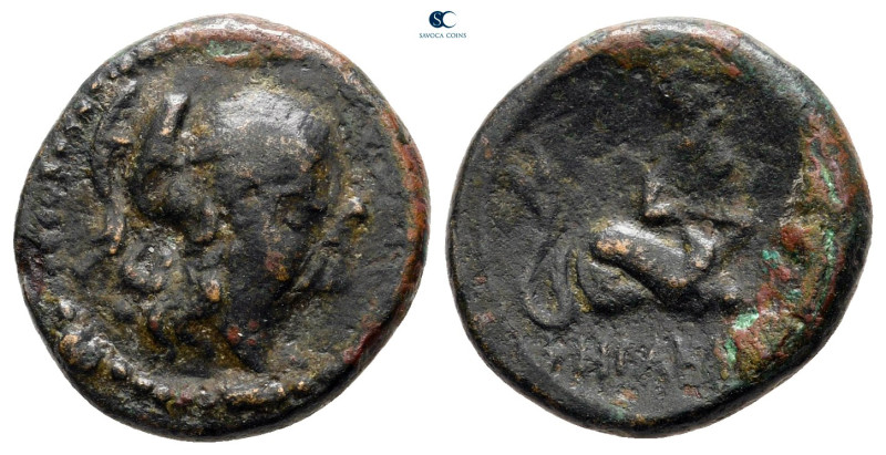 Lucania. Herakleia circa 300-250 BC. 
Bronze Æ

15 mm, 2,64 g



nearly v...