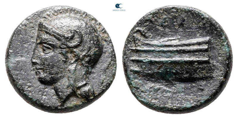 Ionia. Lebedos-Ptolemais circa 375-350 BC. 
Bronze Æ

11 mm, 1,18 g



ve...