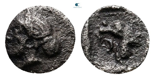 Ionia. Phokaia circa 400-300 BC. 
Tetartemorion AR

6 mm, 0,13 g



very ...