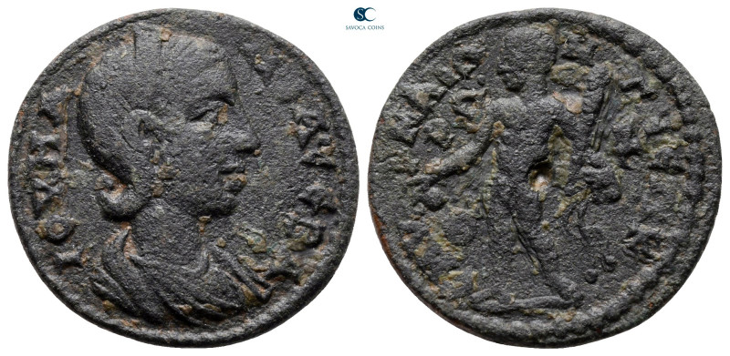 Ionia. Smyrna. Julia Mamaea. Augusta AD 225-235. 
Bronze Æ

23 mm, 4,66 g

...