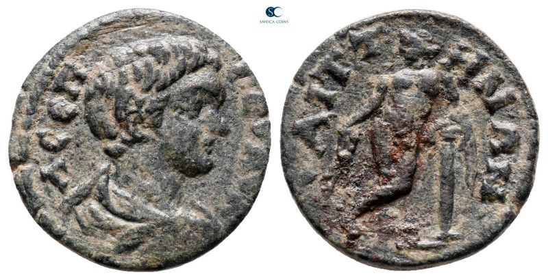 Lydia. Saitta. Geta, as Caesar AD 197-209. 
Bronze Æ

15 mm, 1,79 g



ve...