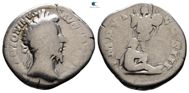 Antoninus Pius AD 138-161. Rome
Denarius AR

19 mm, 2,83 g



nearly very...