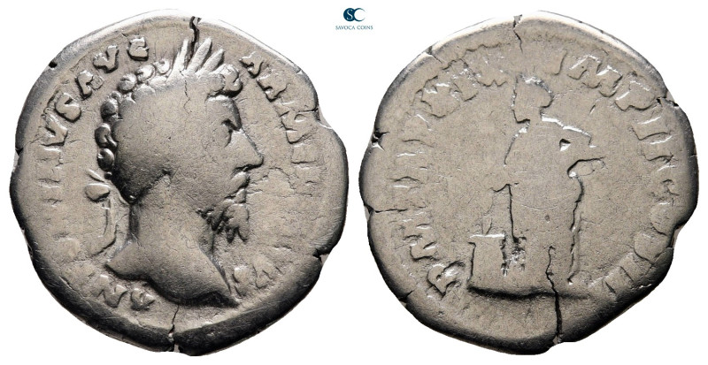 Marcus Aurelius AD 161-180. Rome
Denarius AR

18 mm, 2,68 g



nearly ver...