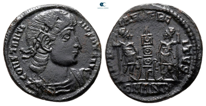 Constantine I the Great AD 306-337. Antioch
Follis Æ

17 mm, 1,59 g



ve...