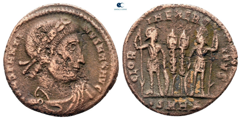 Constantine I the Great AD 306-337. Heraclea
Follis Æ

17 mm, 1,92 g



n...