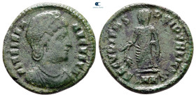 Helena. Augusta AD 324-3230. Cyzicus. Follis Æ