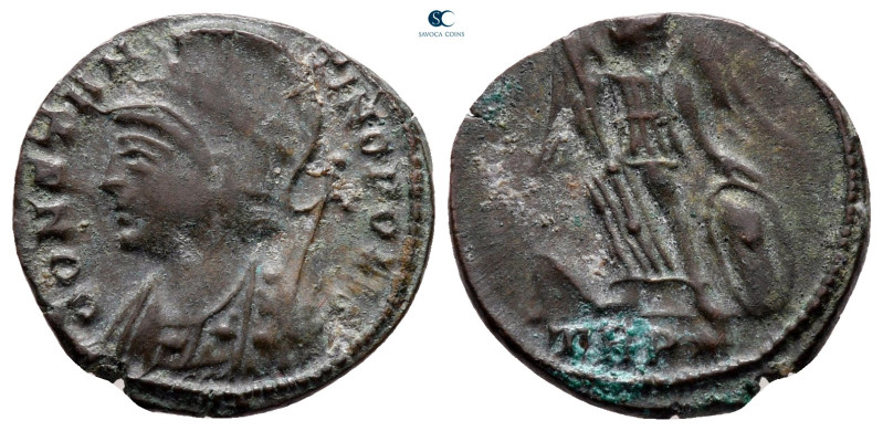 City Commemoratives AD 330-354. Treveri
Follis Æ

17 mm, 2,29 g



very f...