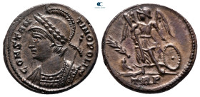 City Commemoratives AD 330-354. Treveri. Follis Æ