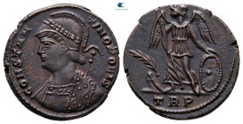 City Commemoratives AD 330-354. Treveri. Follis Æ