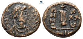 Justinian I AD 527-565. Nikomedia. Decanummium Æ