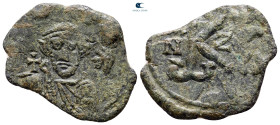 Constans II AD 641-668. Syracuse. Half Follis or 20 Nummi Æ