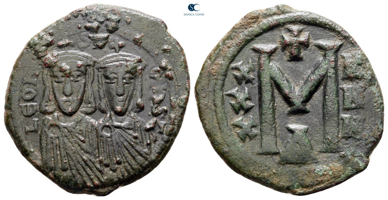 Leo V the Armenian, with Constantine AD 813-820. Constantinople
Follis or 40 Nu...