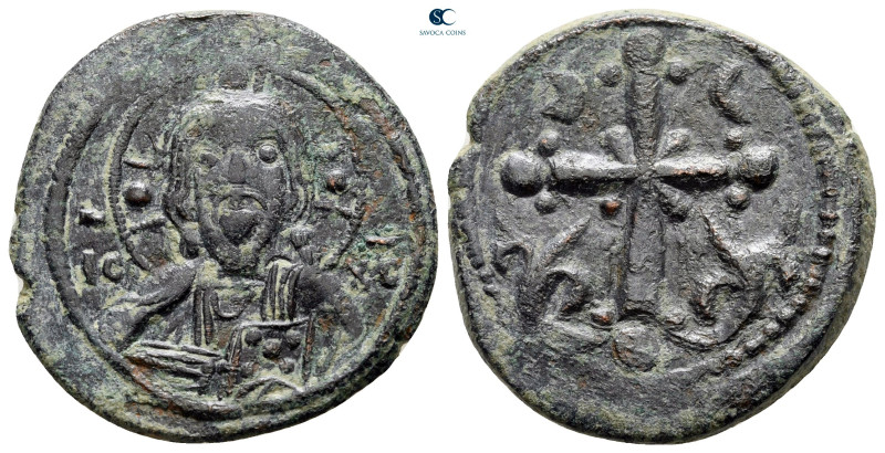 Nicephorus III Botaniates AD 1078-1081. Constantinople
Anonymous Follis Æ

24...