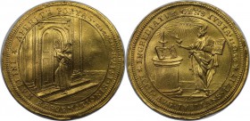 Altdeutsche Münzen und Medaillen, AUGSBURG. STADT. Goldmedaille zu 3 Dukaten 1717, von P. H. Müller, auf die 200-Jahrfeier der Reformation. Luther sch...