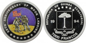 Weltmünzen und Medaillen, Äquatorial Guinea / Equatorial Guinea. Moon landing. 7000 Francos 1994, Silber. 0.65 OZ. KM 92. Stempelglanz