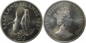 Weltmünzen und Medaillen, Falklandinseln / Falkland islands. 25 Jahre WWF - Königspinguin. 50 Pence 1987. Kupfer-Nickel. KM 25. Stempelglanz
