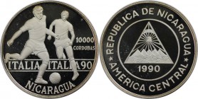 Weltmünzen und Medaillen, Nicaragua. "FIFA Fussball-Weltmeisterschaft 1990". 10000 Cordobas 1990, Silber. 0.85 OZ. KM 66. Polierte Platte