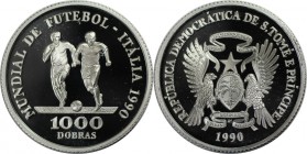 Weltmünzen und Medaillen, Saint thomas and prince islands. Fussball WM 1990 in Italien - Spieler. 1000 Dobras 1990, Silber. 0.7 OZ. KM 45. Polierte Pl...