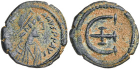 Justiniano I (527-565). Theoupolis. Pentanummium. (Ratto falta) (S. 242). 3,31 g. MBC/MBC+.