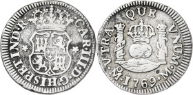1769. Carlos III. México. M. 1/2 real. (AC. 188). Columnario. Manchitas. 1,63 g. (MBC-).