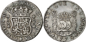 1770. Carlos III. Lima. JM. 8 reales. (AC. 1031). Columnario. Punto sobre la primera LMA. Leves golpecitos. Pátina. Escasa. 26,49 g. MBC.