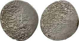 MUGHAL: Humayun, 1530-1556, AR shahrukhi (mithqal) (4.70g), Kabul, AH(95)2, Zeno-230802, obverse royal legend in pointed hexafoil, reverse in looped p...