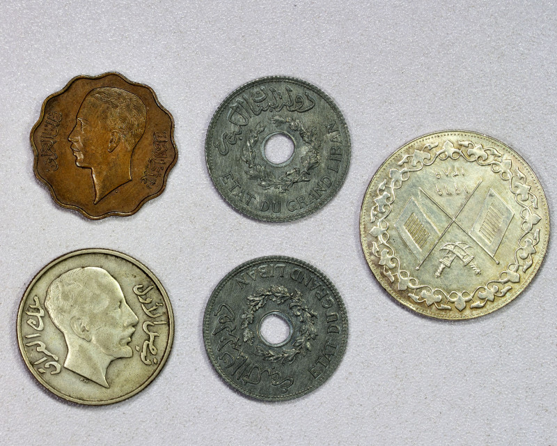 MIDDLE EAST: LOT of 5 coins, including Iraq: KM-100, 50 fils 1933/AH352 (VF), an...