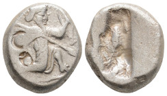 ACHAEMENID EMPIRE. Time of Darios I to Xerxes II (485-420 BC). Siglos. Sardes.
Obv: Persian king in kneeling-running stance right, holding spear and b...