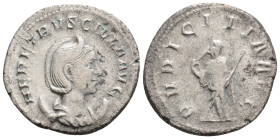 HERENNIA ETRUSCILLA (Augusta, 249-251). Antoninianus. Rome.
Obv: HER ETRVSCILLA AVG.Diademed and draped bust right, set on crescent.
Rev: PVDICITIA ...