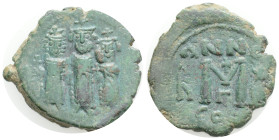 Byzantine, Heraclius & H.Constantine & Martina (610-641 AD) Constantinople, AE Follis (25,7 mm, 5.6 g)
Obv: Heraclius, Heraclius Constantine, and Mart...