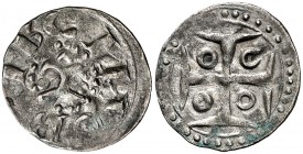 Comtat de Barcelona. Ramon Berenguer IV (1131-1162). Barcelona. Diner. (Cru.V.S. 33) (Cru.C.G. 1846). 0,85 g. Leyenda exterior y retrógrada que comien...