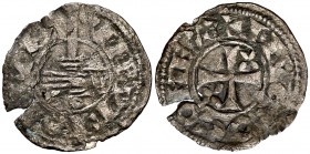 Comtat d'Empúries. Hug III (1153-1173). Empúries. Diner. (Cru.V.S. 94) (Cru.C.G. 1908). 0,57 g. Grietas que atraviesan la moneda. Rara. (MBC-).