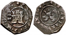 1602. Felipe III. Segovia. 2 maravedís. (Cal. 827). 1,52 g. El valor corta la orla interior. MBC-.
