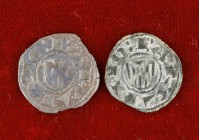 Lote de 2 diners de doblenc de Barcelona de Jaume I (1213-1276), con armas de dos y tres palos (Cru.V.S. 304 y 306). MBC-/MBC.