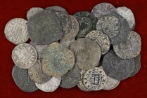 Lote de 37 monedas medievales castellanas, todas diferentes. A examinar. BC/MBC-.