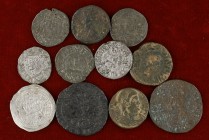 Lote de 3 monedas romanas, 1 árabe en plata y 7 medievales. Total 11 piezas. Imprescindible examinar. BC-/MBC-.