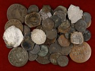 Felipe IV y Carlos II. Lote de 48 monedas, cinco en plata: (1 (cuatro) y 2 reales), todas diferentes. A examinar. BC-/MBC.
