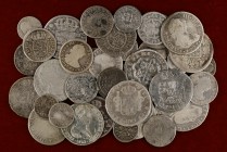 1/2 (diez), 1 (trece), 2 (catorce) y 4 reales. Lote de 38 monedas de los Borbones. A examinar. MC/BC+.